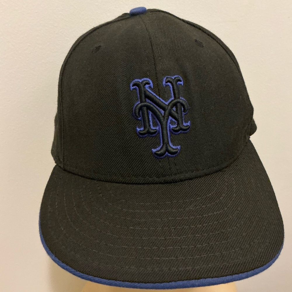 New Era Black & Blue 59FIFTY Fitted NY Yankees Cap